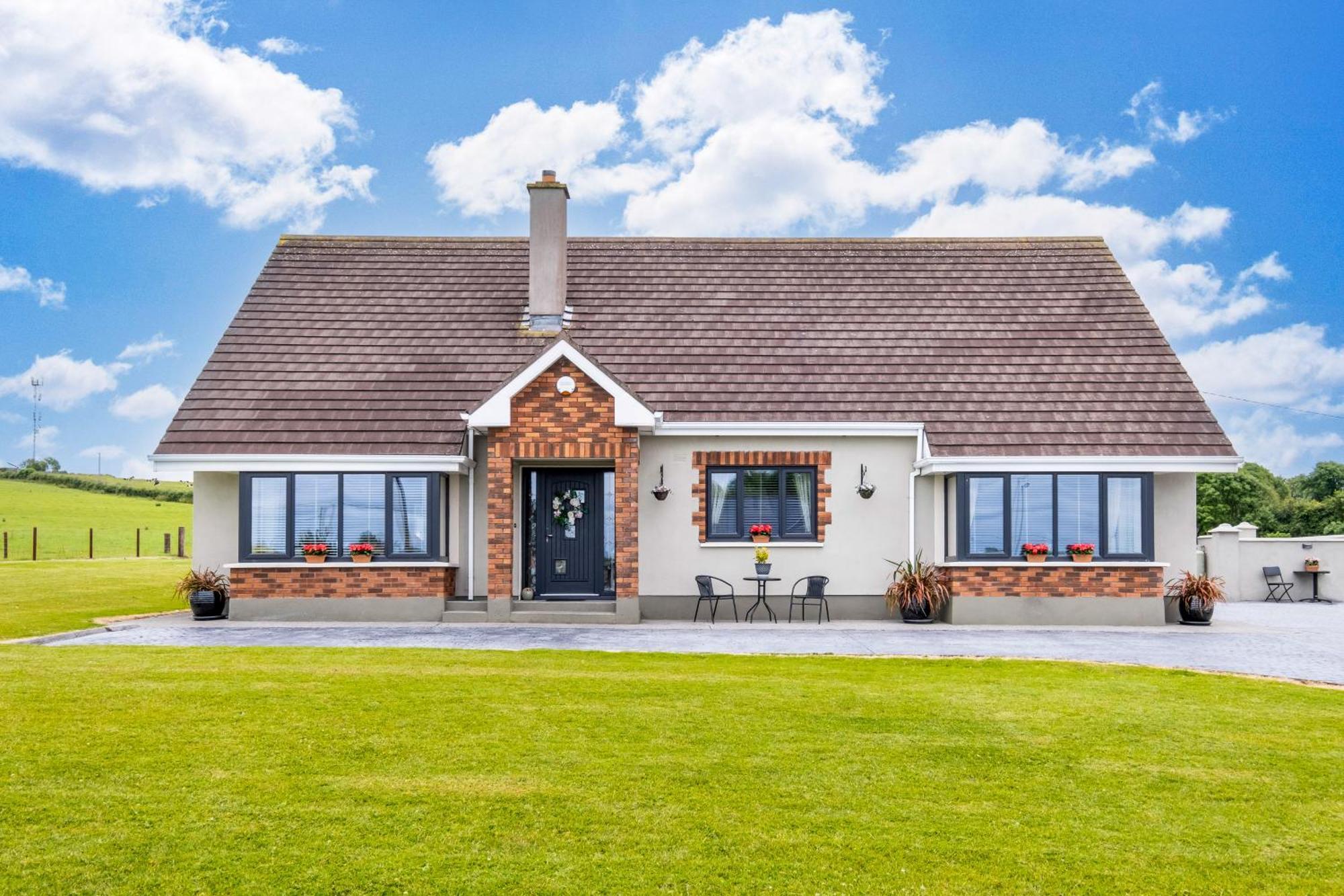 Keeraun Hill Bed & Breakfast Banagher Exterior photo